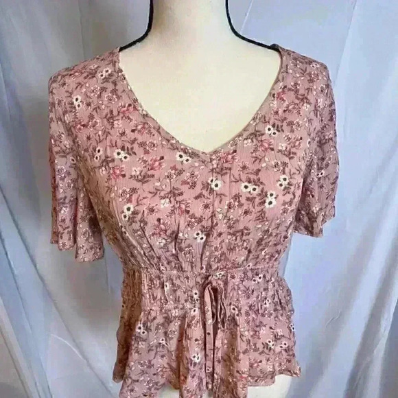 NWT - Pink Flora Baby doll Shirt Size Medium - Picture 3 of 8